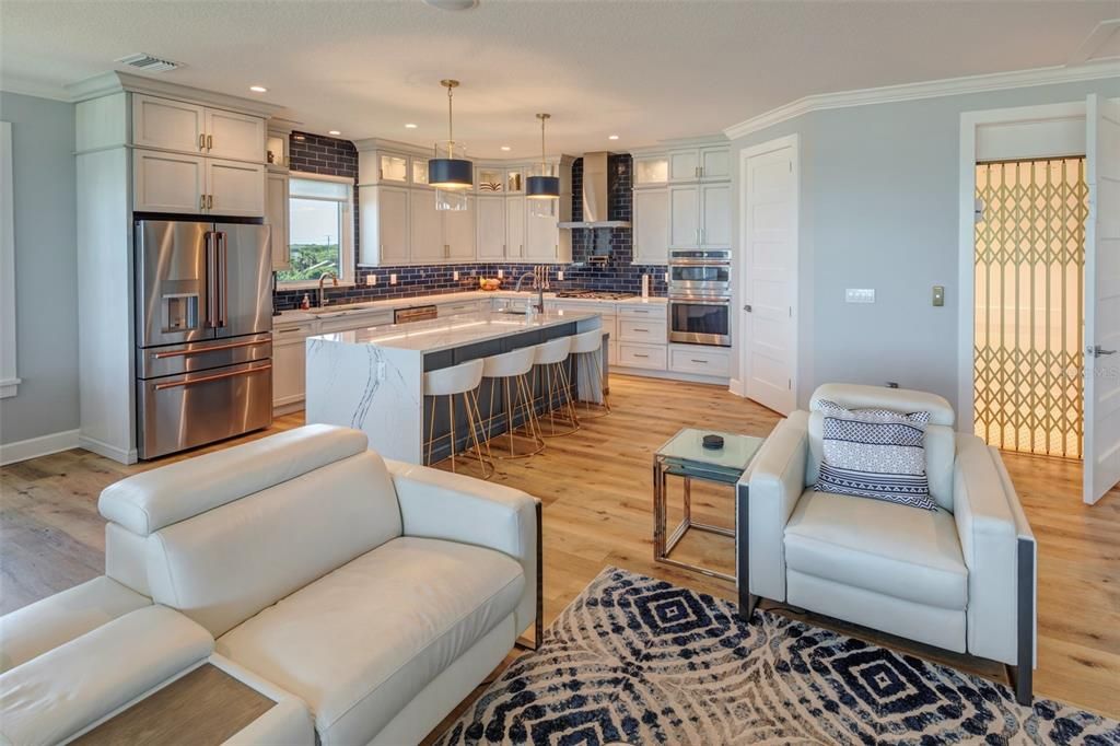 Recently Sold: $1,795,000 (3 beds, 4 baths, 3686 Square Feet)