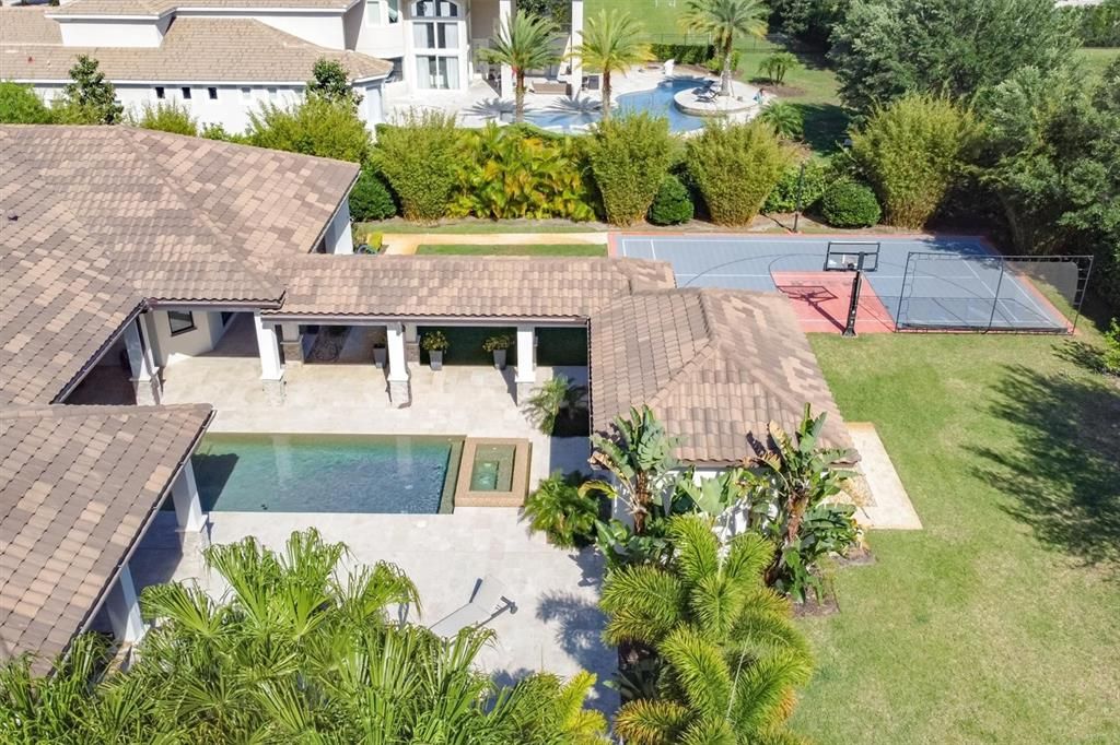 Recently Sold: $2,000,000 (5 beds, 4 baths, 5159 Square Feet)