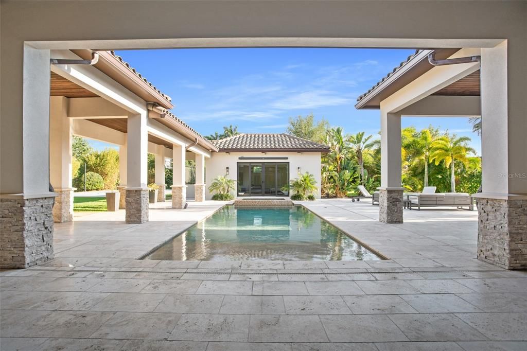 Recently Sold: $2,000,000 (5 beds, 4 baths, 5159 Square Feet)