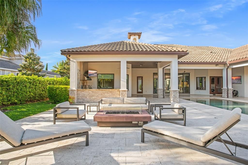 Recently Sold: $2,000,000 (5 beds, 4 baths, 5159 Square Feet)