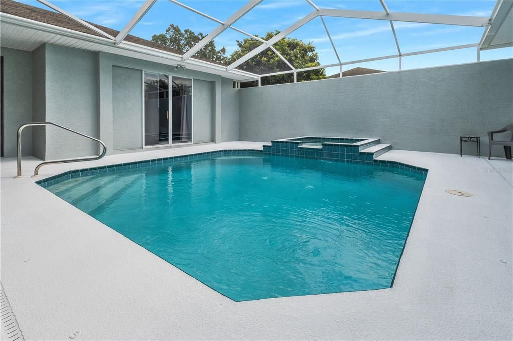 Courtyard & Pool Area