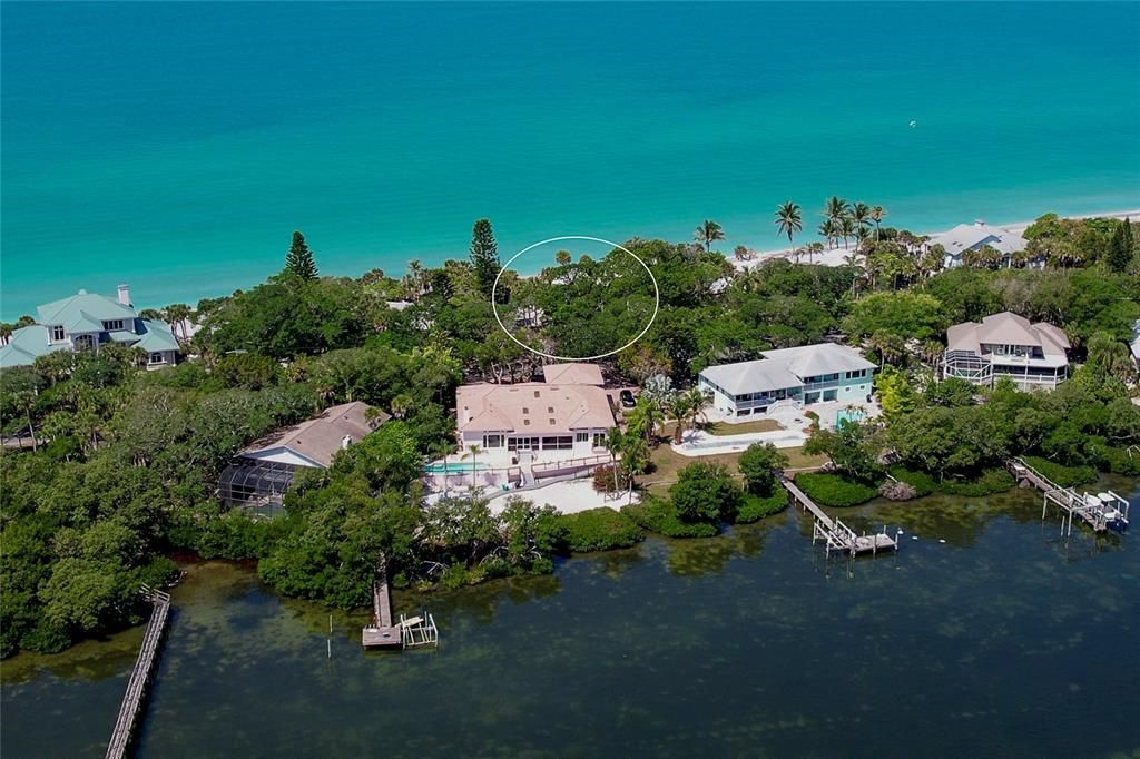 Recently Sold: $3,475,000 (4 beds, 3 baths, 3867 Square Feet)