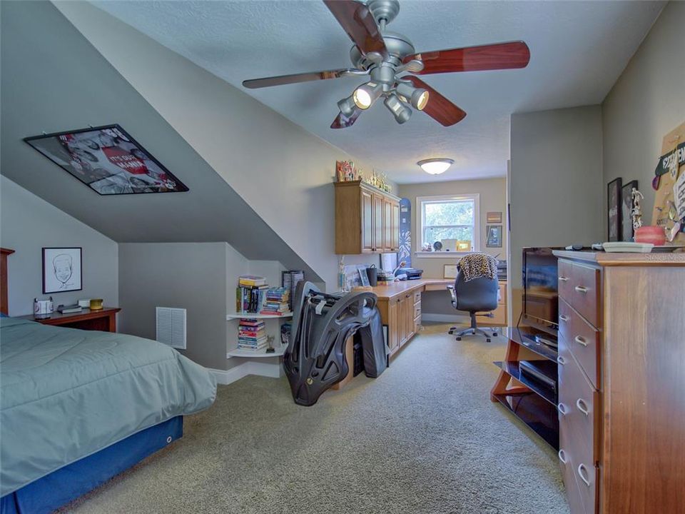 Upstairs Living Area