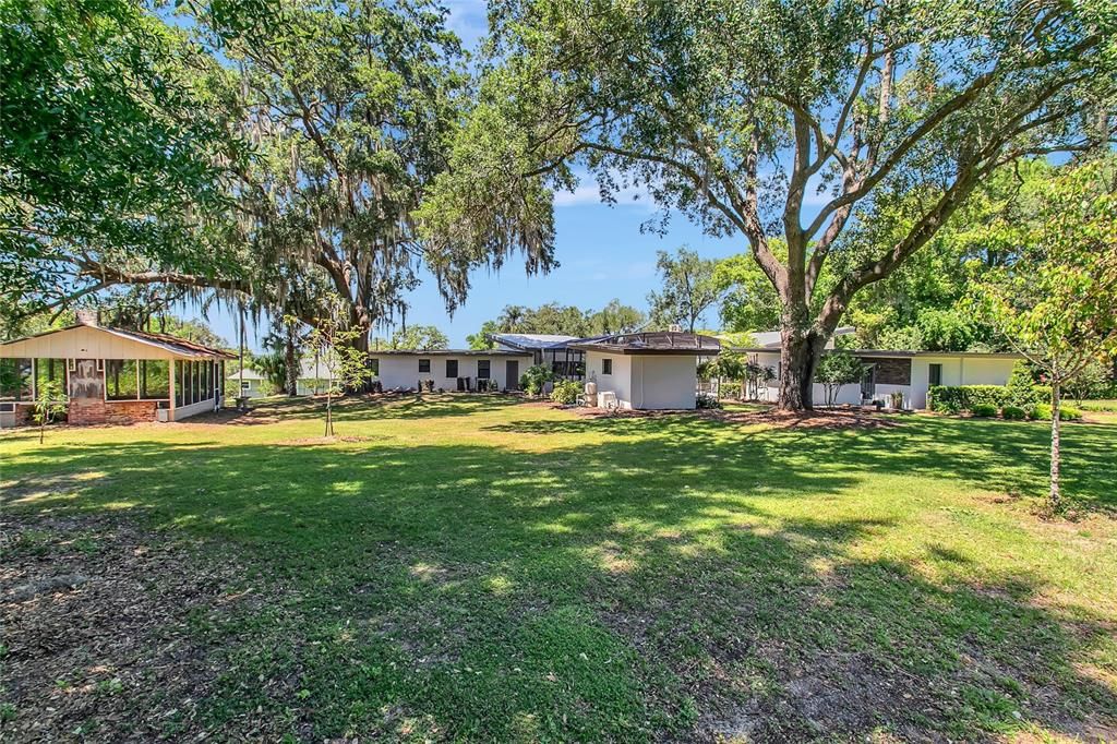 Recently Sold: $1,350,000 (4 beds, 3 baths, 3086 Square Feet)