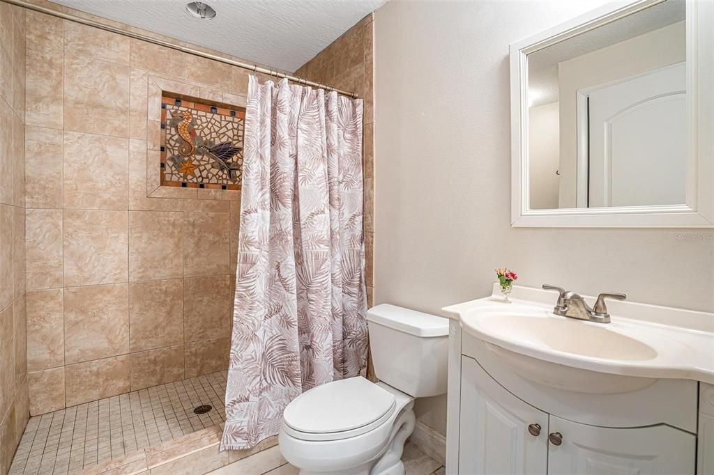 Recently Sold: $1,900,000 (2 beds, 2 baths, 1628 Square Feet)