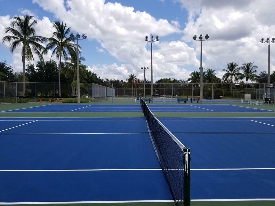 Recientemente alquilado: $2,200 (2 camas, 2 baños, 1516 Pies cuadrados)