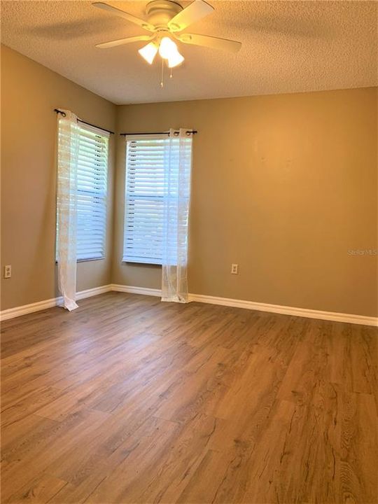 Recently Rented: $3,200 (3 beds, 2 baths, 1715 Square Feet)