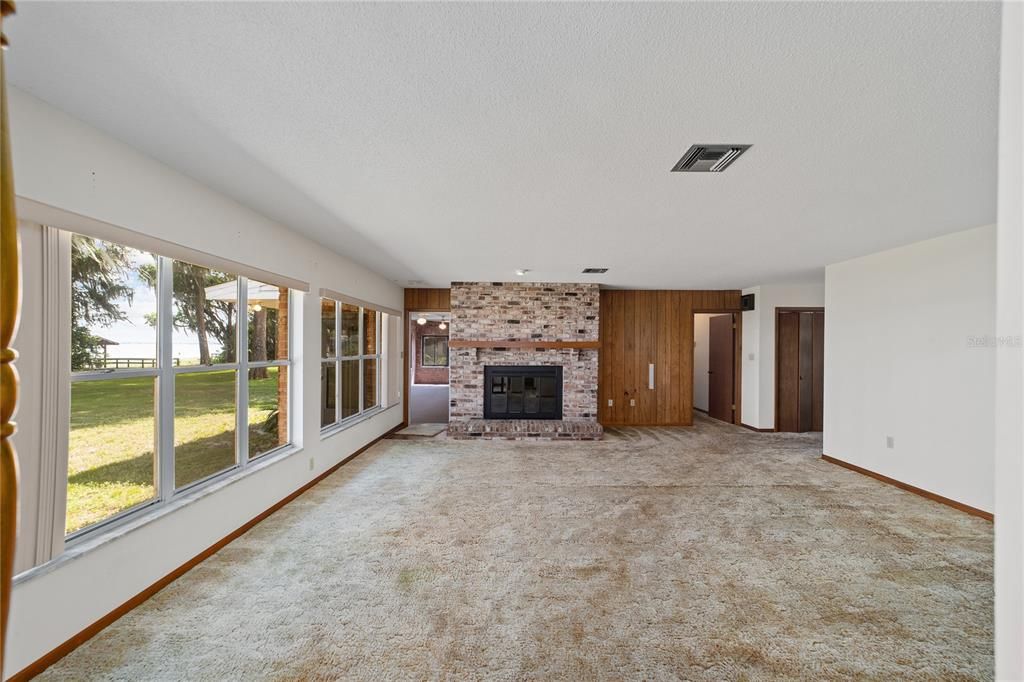 Recently Sold: $510,000 (3 beds, 2 baths, 2166 Square Feet)