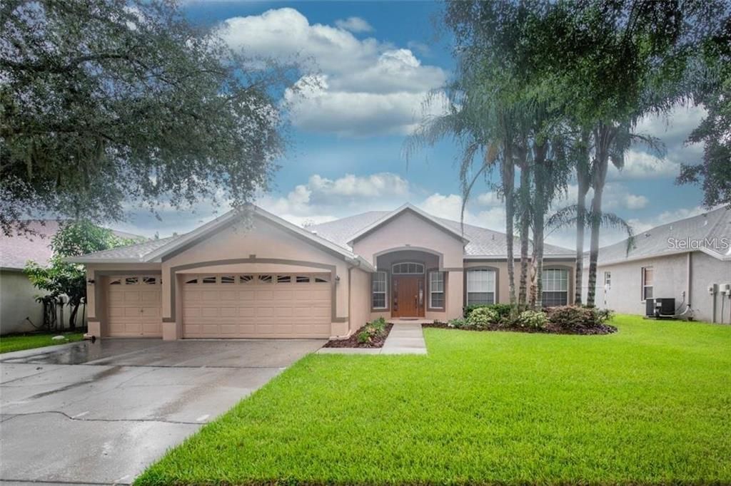 Recently Sold: $600,000 (4 beds, 3 baths, 2821 Square Feet)