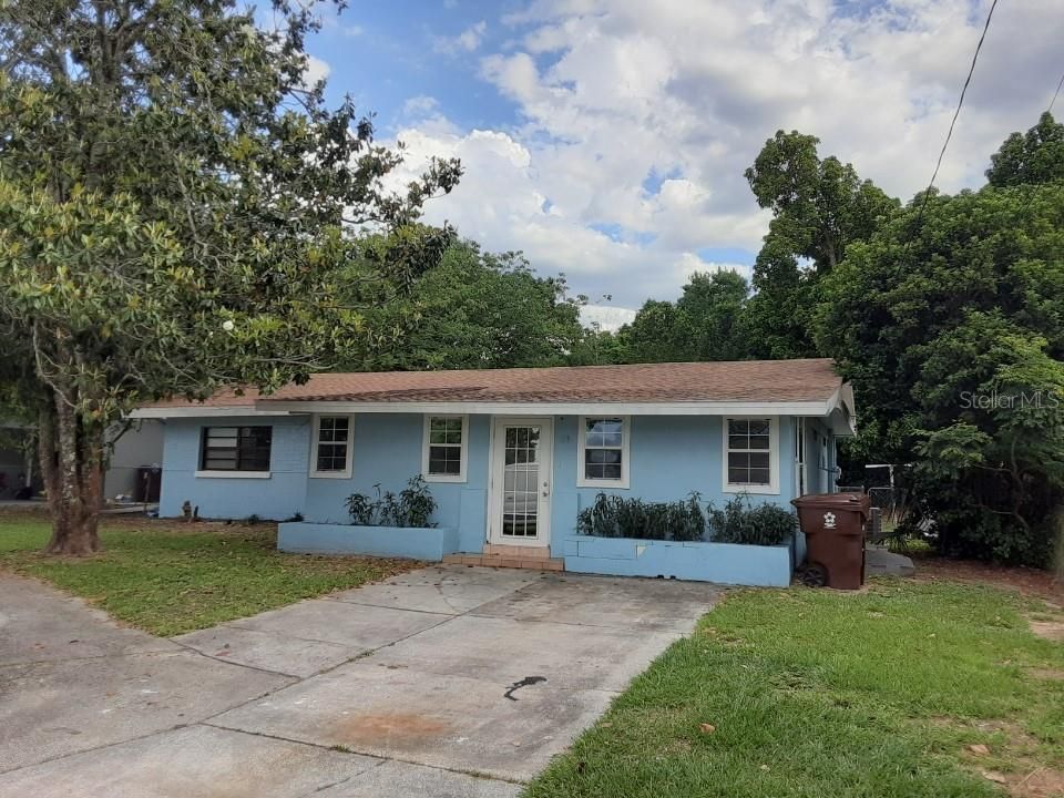 Recently Sold: $185,000 (4 beds, 1 baths, 1247 Square Feet)