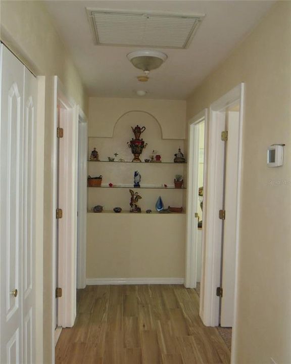 Wide hallway between bedrooms