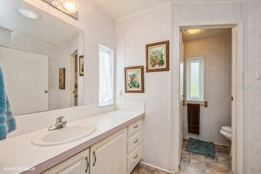 最近售出: $259,900 (3 贝兹, 2 浴室, 1446 平方英尺)