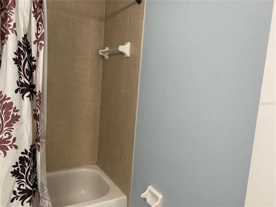 Недавно арендовано: $2,498 (4 спален, 2 ванн, 2005 Квадратных фут)