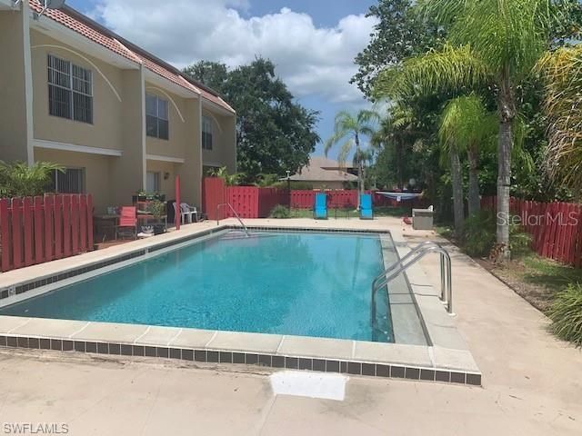 Recently Sold: $224,900 (2 beds, 2 baths, 908 Square Feet)