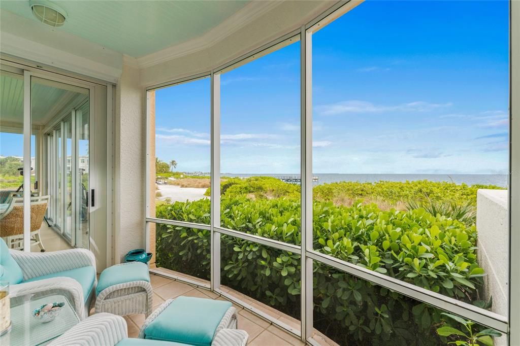 Recently Sold: $3,795,000 (3 beds, 3 baths, 2247 Square Feet)