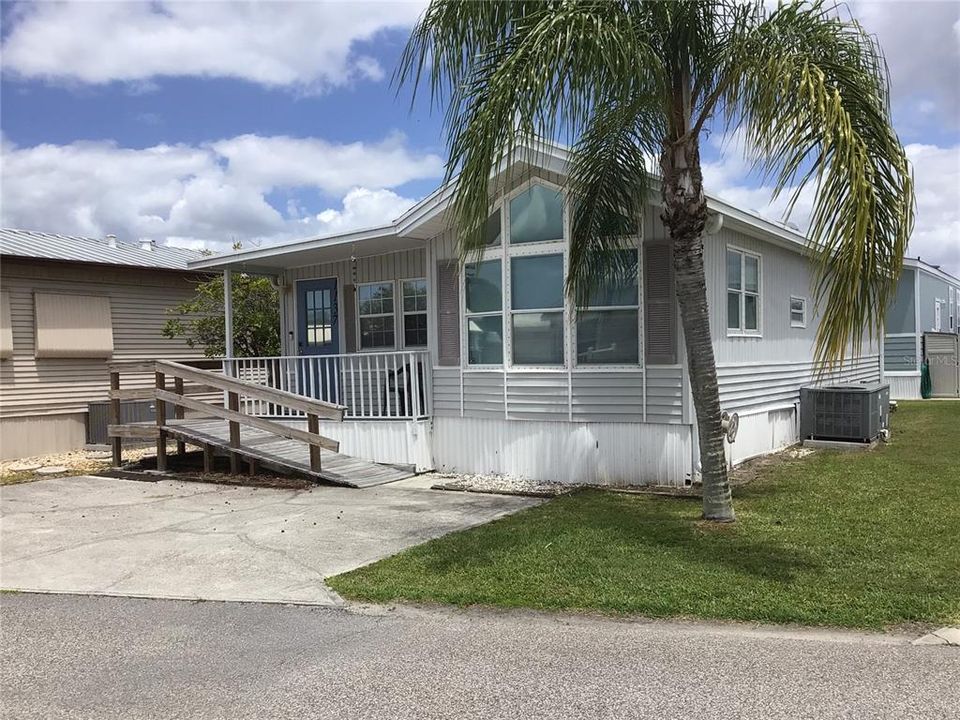 Recently Sold: $89,900 (2 beds, 1 baths, 780 Square Feet)