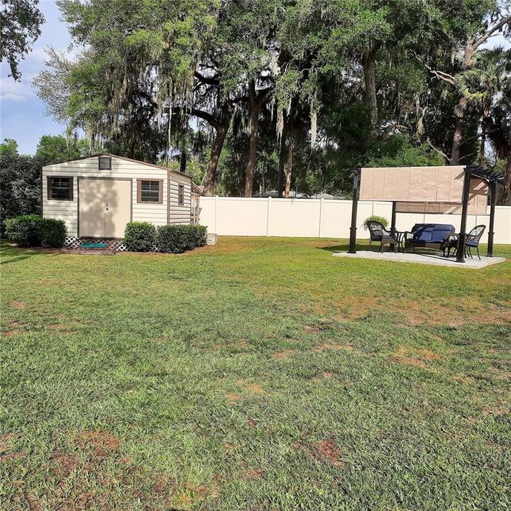 Recently Sold: $399,900 (3 beds, 2 baths, 1681 Square Feet)