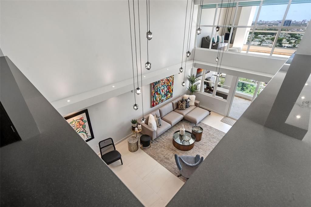 Recently Sold: $1,390,000 (3 beds, 3 baths, 4701 Square Feet)