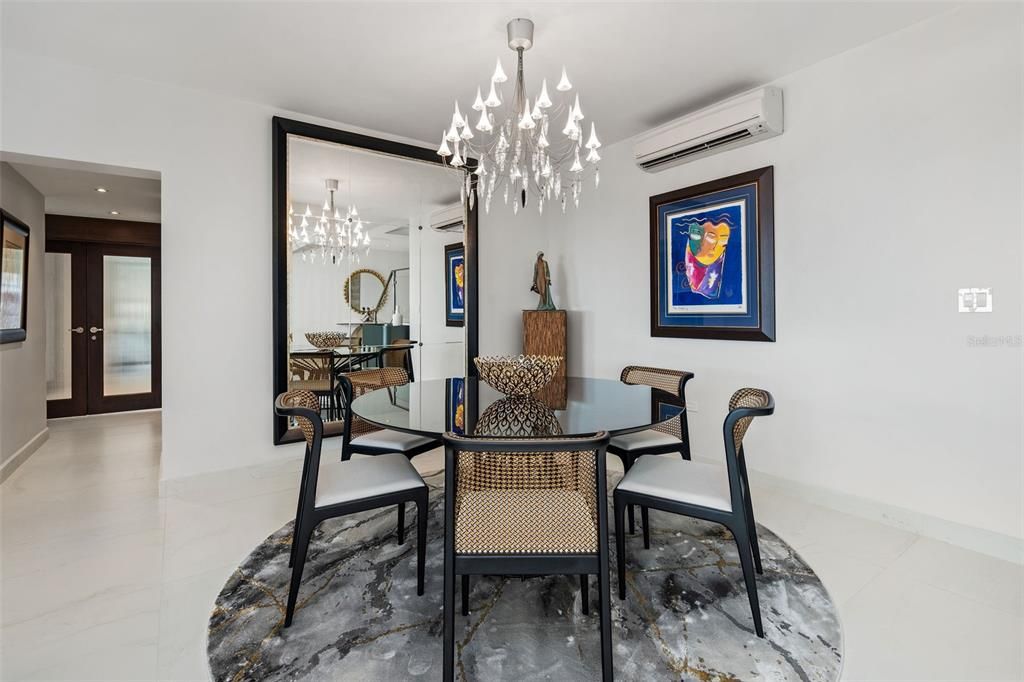 Recently Sold: $1,390,000 (3 beds, 3 baths, 4701 Square Feet)