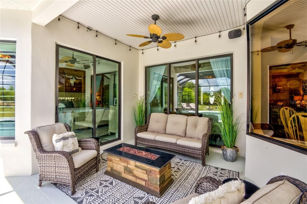 Recently Sold: $985,000 (3 beds, 3 baths, 2644 Square Feet)