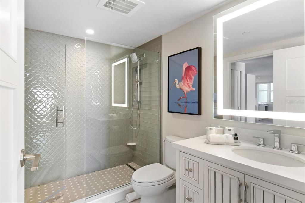 Recently Sold: $2,350,000 (2 beds, 2 baths, 1602 Square Feet)