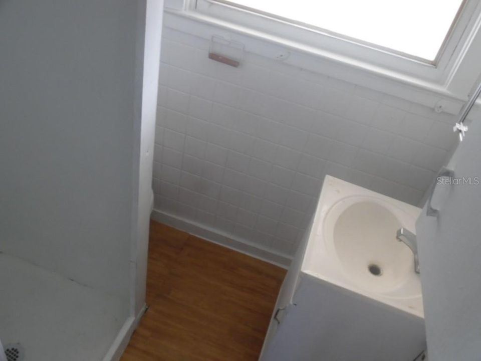 Unit 2 Bathroom