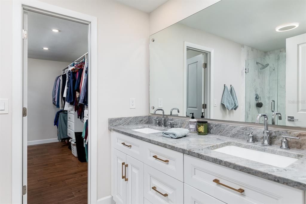 Recently Sold: $1,250,000 (3 beds, 2 baths, 1893 Square Feet)