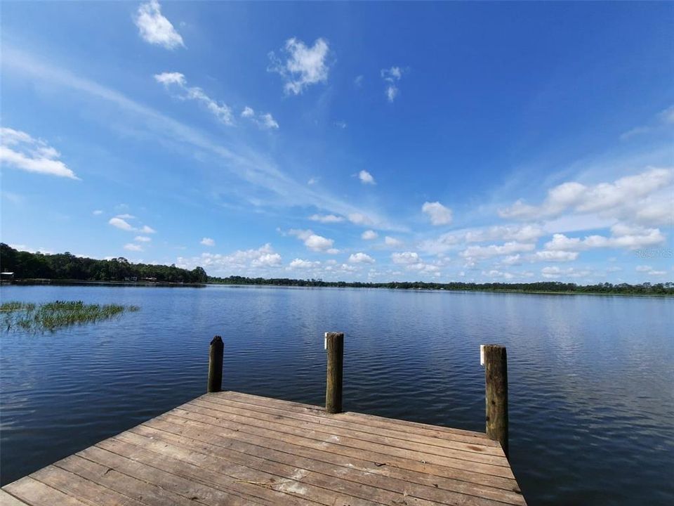 Property just off Grandin near Lake Grandin Boat Ramp