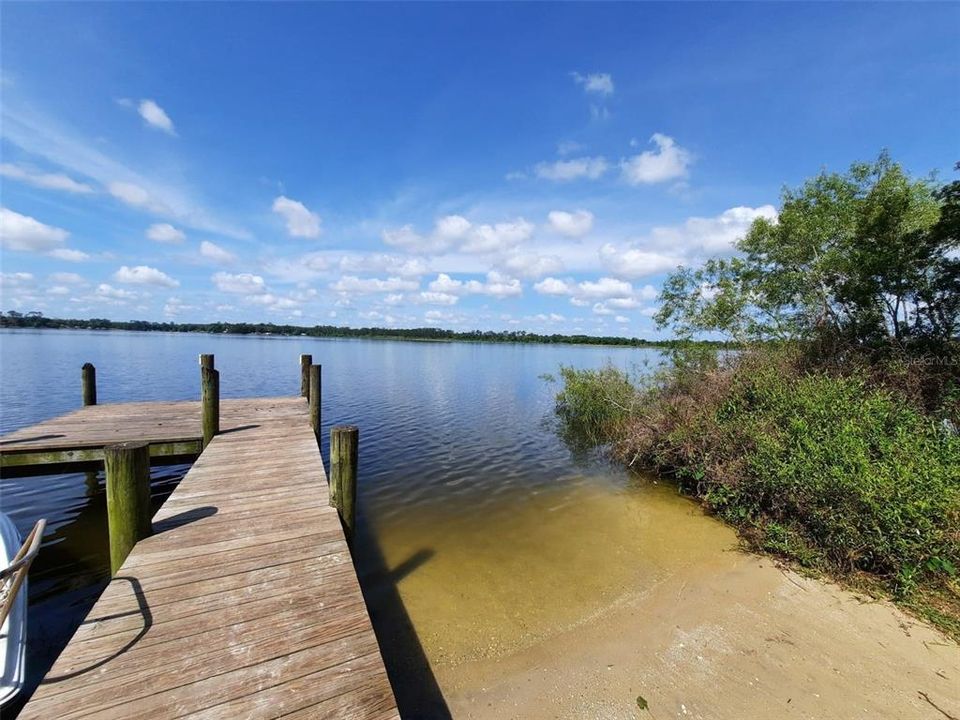 Property just off Grandin near Lake Grandin Boat Ramp