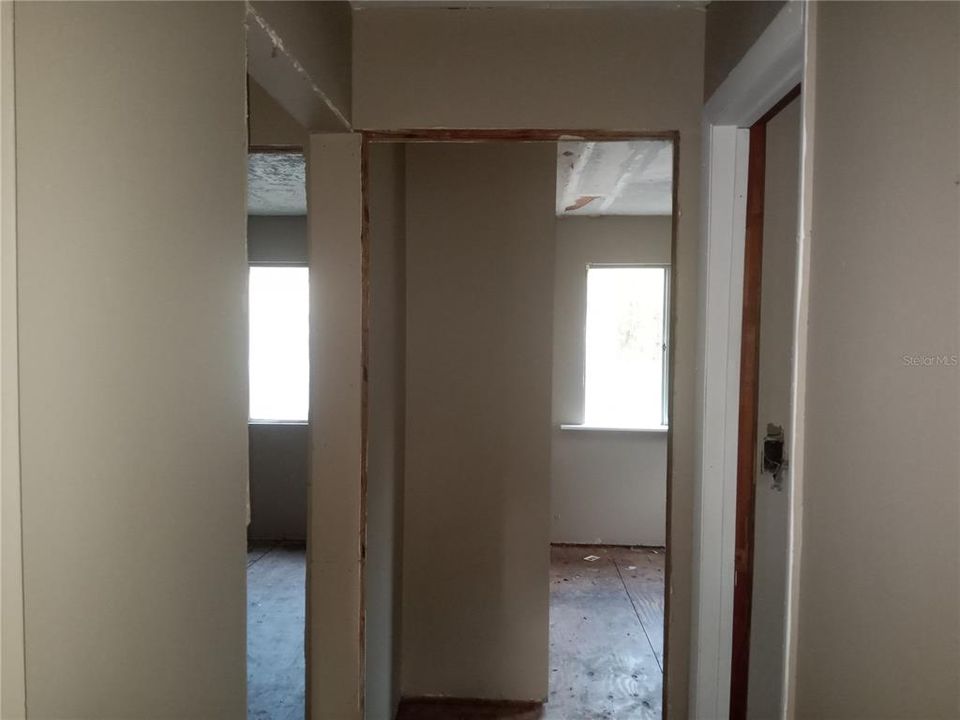 Vendido Recientemente: $69,900 (4 camas, 1 baños, 1232 Pies cuadrados)