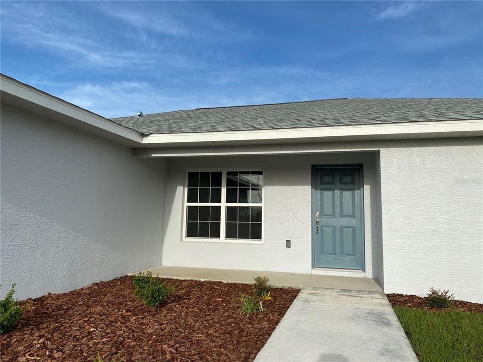 Recently Sold: $250,000 (3 beds, 2 baths, 1569 Square Feet)