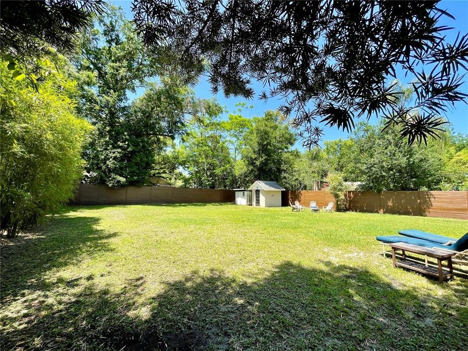 Over 1/4 acre! R2!