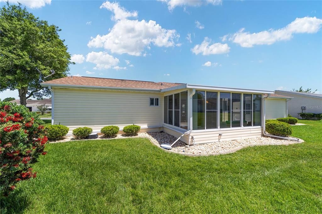 Recently Sold: $220,000 (2 beds, 2 baths, 1008 Square Feet)