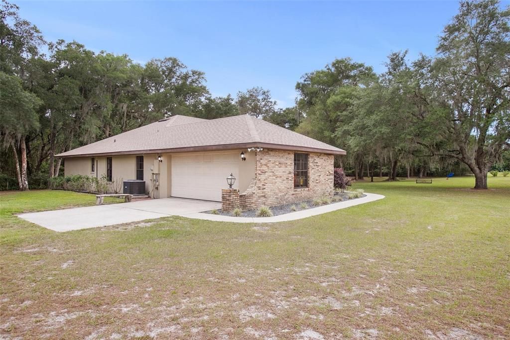 Recently Sold: $549,000 (4 beds, 2 baths, 2163 Square Feet)