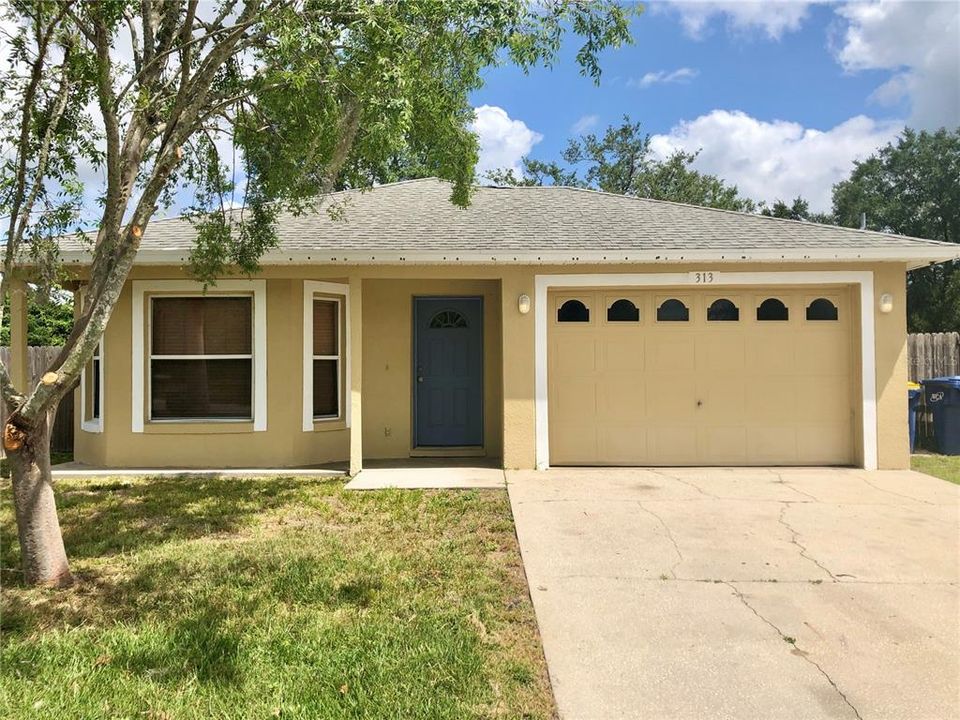 Recently Sold: $269,900 (3 beds, 2 baths, 1193 Square Feet)