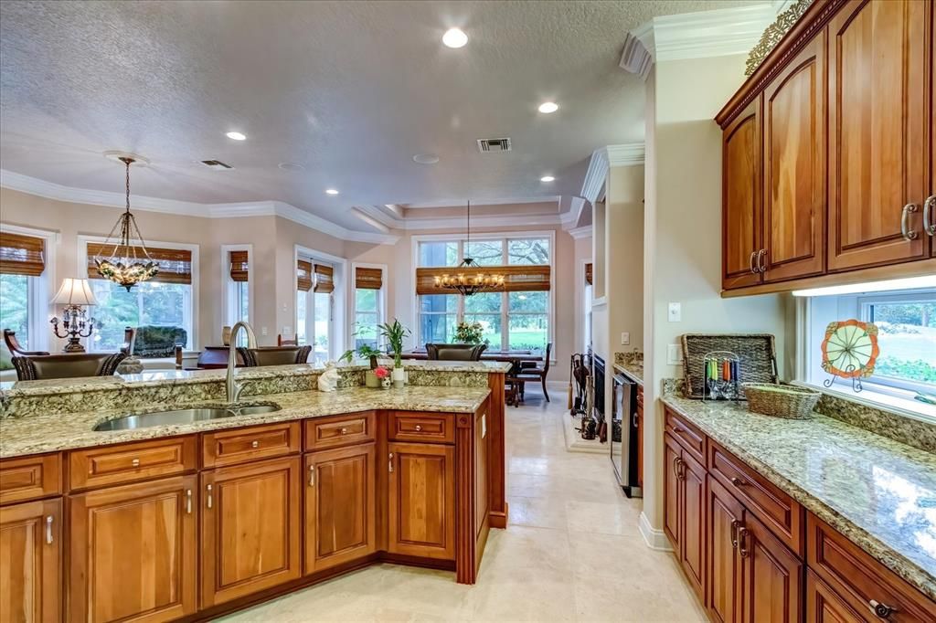 Kitchen/ Family Dining Room Gathering RoomGranite Counter tops, pull out drawers in lower cabinetry, Light and bright