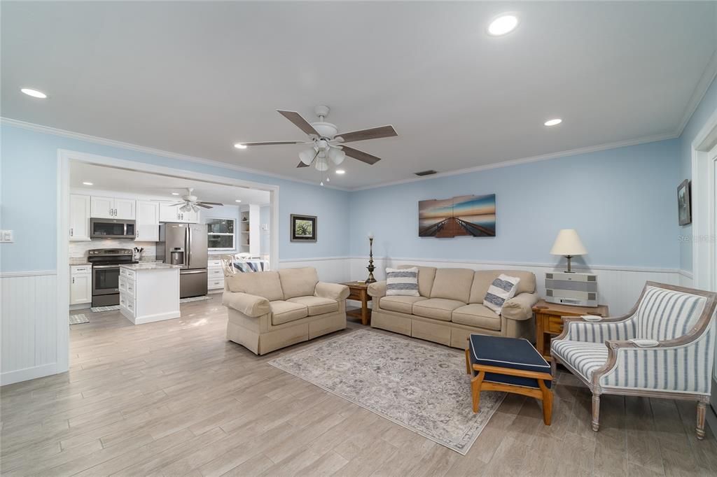 Looking thru living room into kitchen