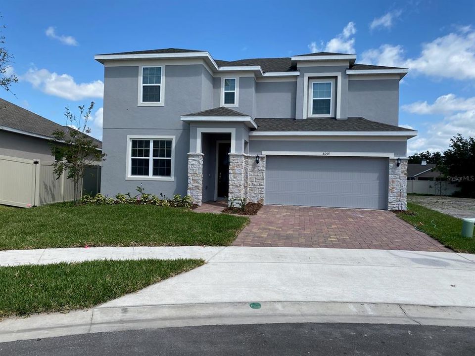 Recently Sold: $381,524 (4 beds, 2 baths, 2560 Square Feet)