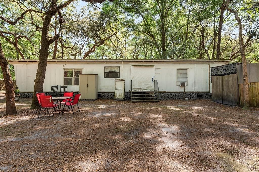 Recently Sold: $82,900 (1 beds, 1 baths, 560 Square Feet)