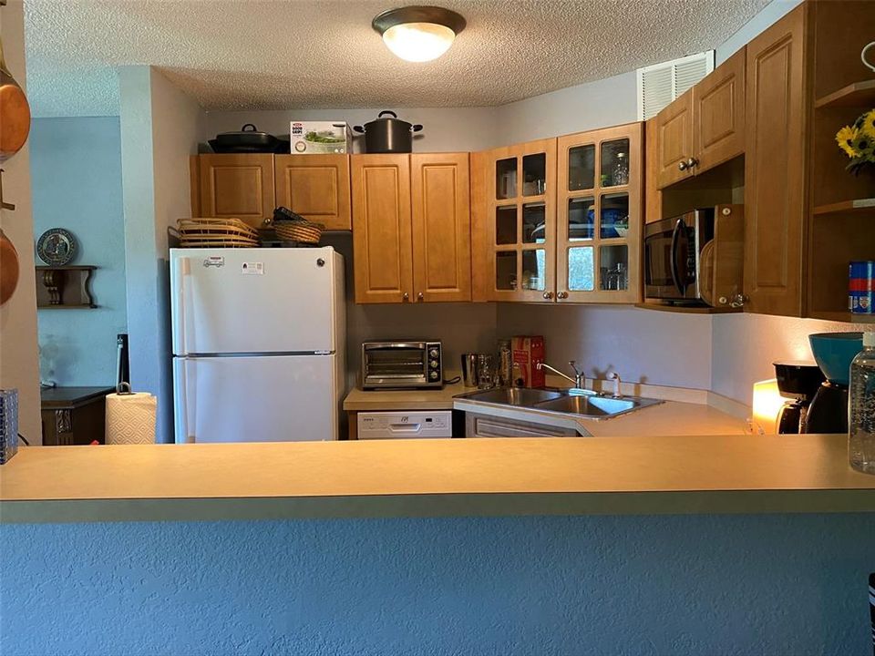 Recently Rented: $1,150 (1 beds, 1 baths, 708 Square Feet)