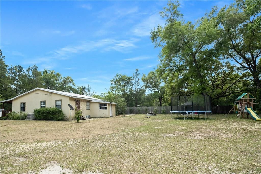 Recently Sold: $249,900 (2 beds, 2 baths, 1000 Square Feet)