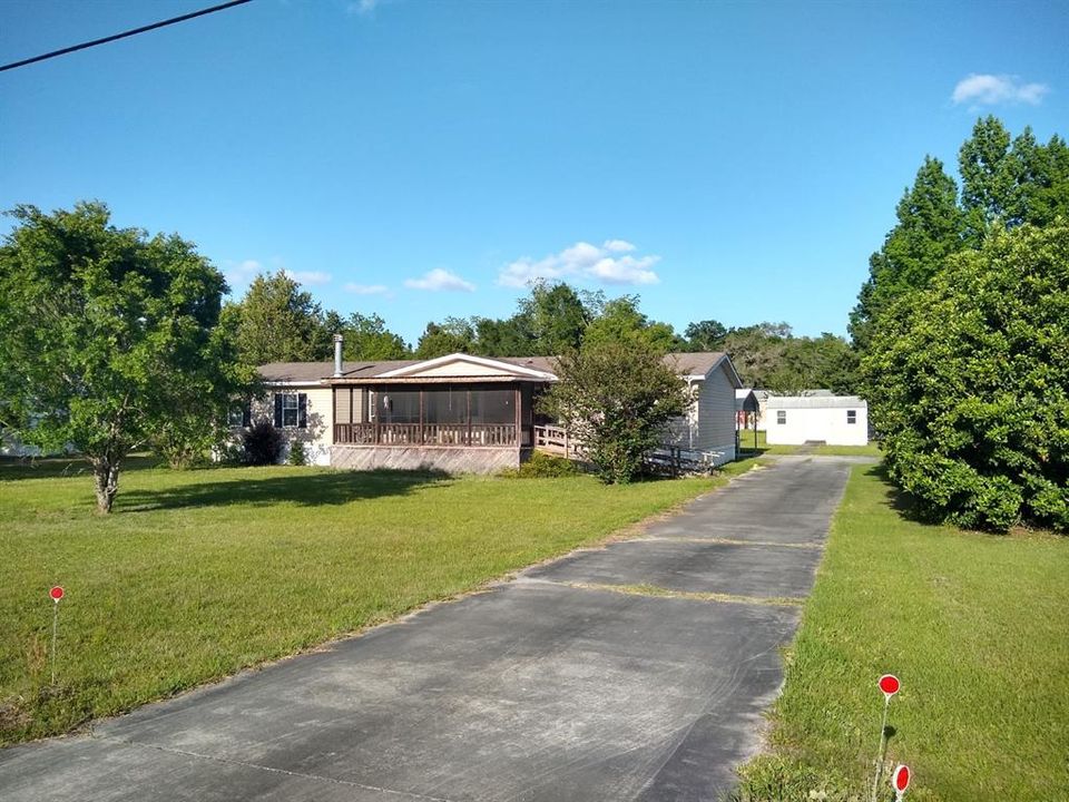 Recently Sold: $177,500 (3 beds, 2 baths, 2040 Square Feet)
