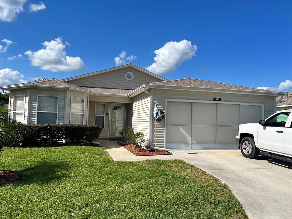 Recently Sold: $229,900 (2 beds, 2 baths, 1176 Square Feet)