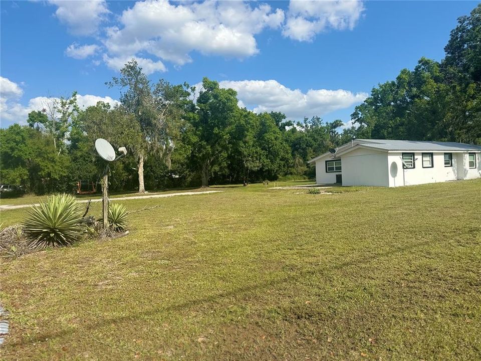 For Sale: $395,000 (3 beds, 2 baths, 2027 Square Feet)