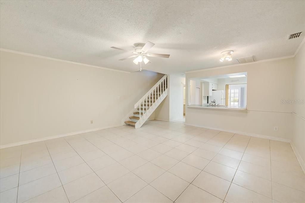 Recently Sold: $325,000 (2 beds, 2 baths, 1468 Square Feet)