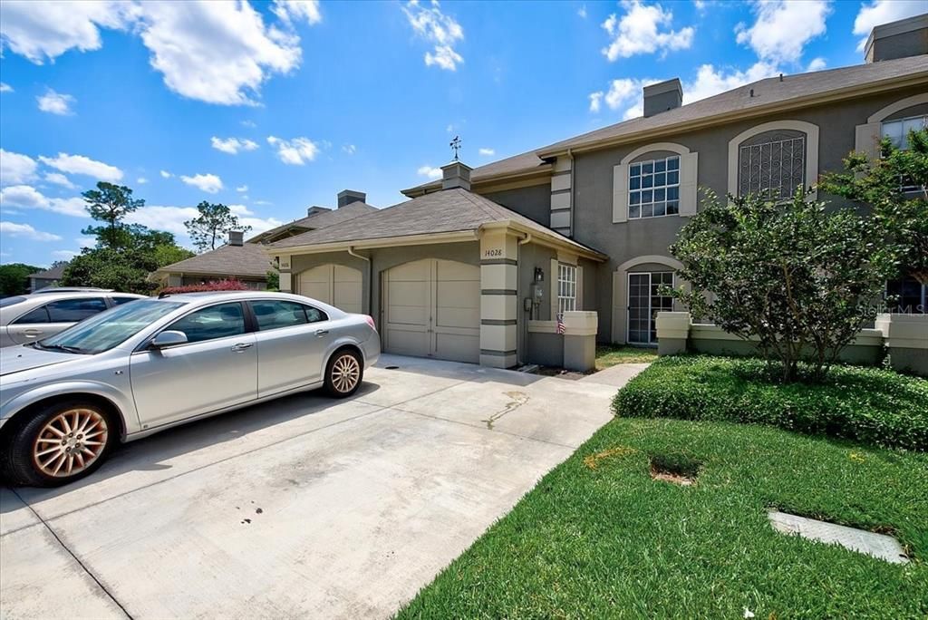 Recently Sold: $325,000 (2 beds, 2 baths, 1468 Square Feet)