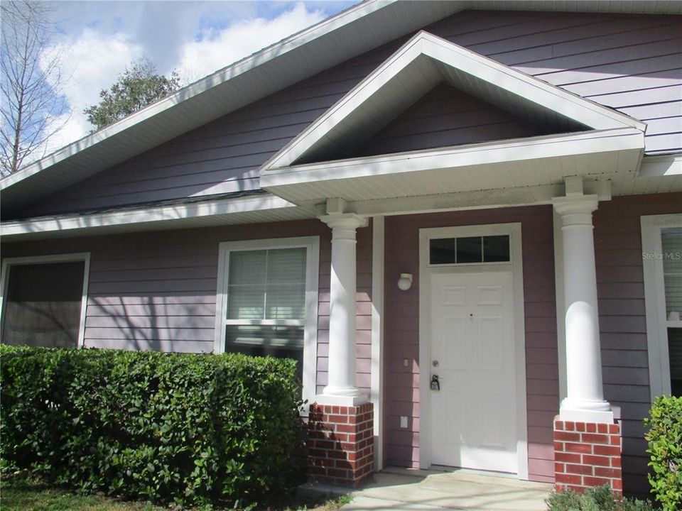 Recently Rented: $1,325 (2 beds, 2 baths, 1188 Square Feet)