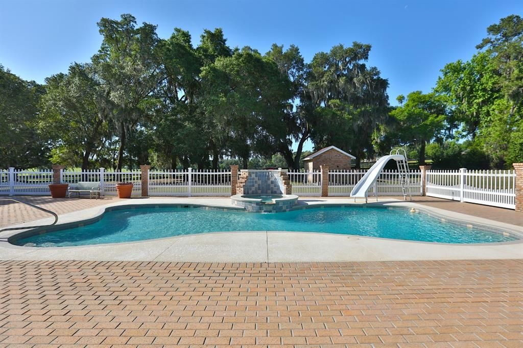 Recently Sold: $1,397,500 (4 beds, 3 baths, 4361 Square Feet)