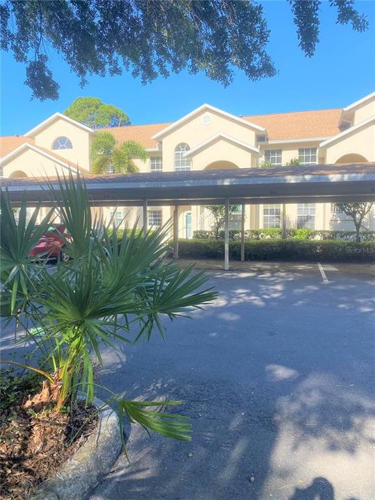 Recently Sold: $330,000 (2 beds, 2 baths, 1142 Square Feet)