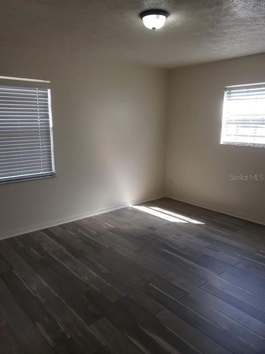 Recently Rented: $1,300 (3 beds, 2 baths, 1264 Square Feet)